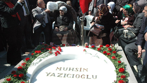 Fotoğraflarla Muhsin Yazıcıoğlu  19