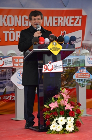 Ahmet Davutoğlunun Konya temasları 1
