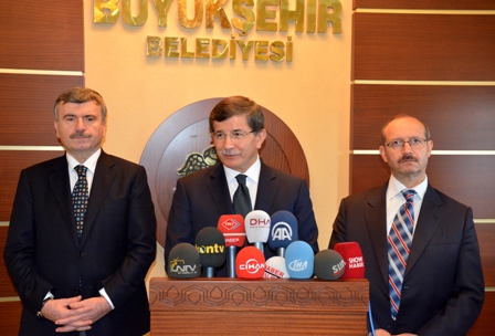 Ahmet Davutoğlunun Konya temasları 13