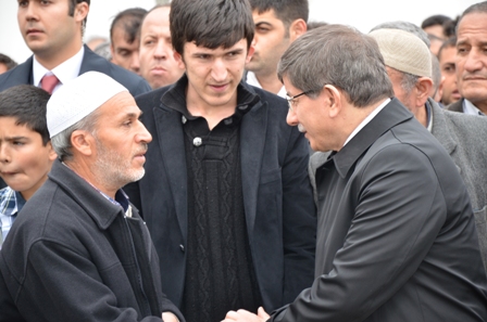 Ahmet Davutoğlunun Konya temasları 6