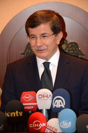 Ahmet Davutoğlunun Konya temasları 7