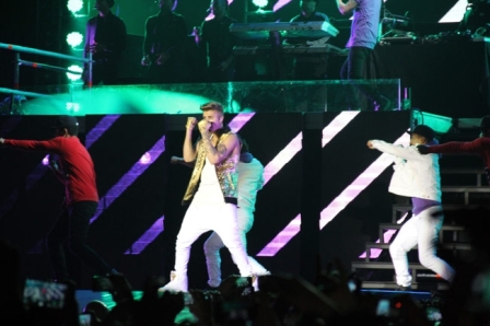 Bieber, İstanbulu  salladı 12