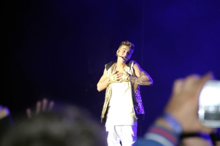 Bieber, İstanbulu  salladı 13