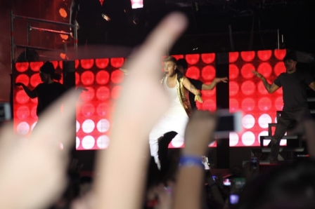 Bieber, İstanbulu  salladı 14