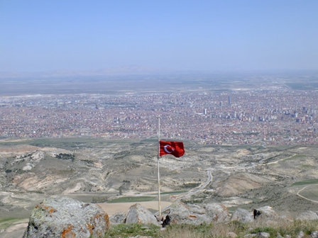 5 bin yıllık surlar keşfedilmeyi bekliyor