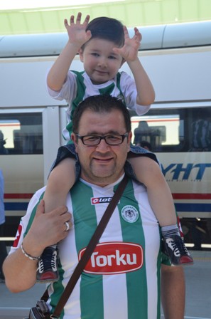 Taraftarlar Eskişehire çıkartma yaptı
