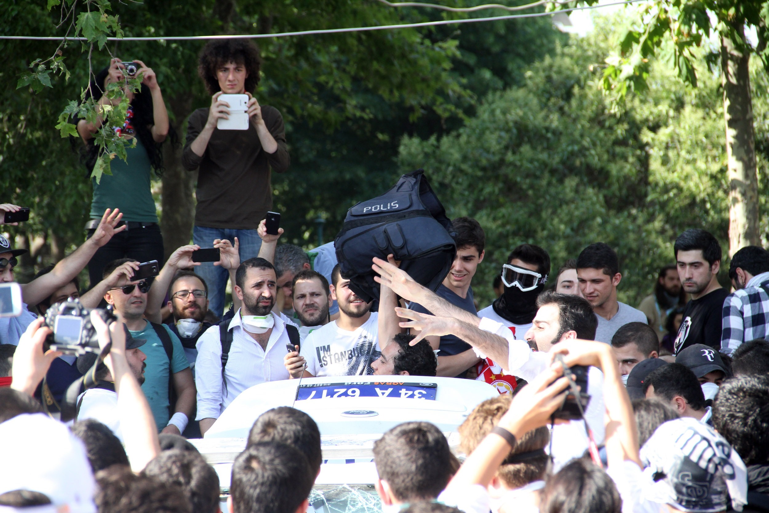 Taksimden Kare Kare 14