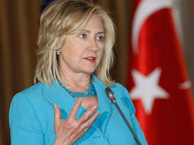 Clinton: Türkiye bize çok yardımcı oluyor