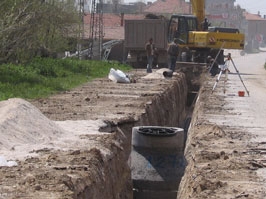 85'lik nine köye kanalizasyon getirtti