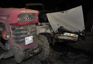 Beyşehir'de trafik kazası: 2 yaralı