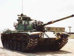 Yunanistan güne askeri darbeyle uyandı