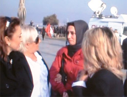 Anma töreninde türbanlıyı ağlattılar