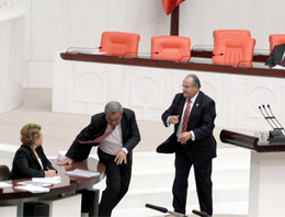 CHP'li vekili ite kaka kürsüden kovdular