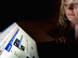 Facebook yüzümüzü kayda alıyor