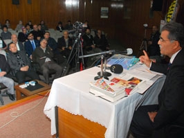 Şehir Konferansları devam ediyor