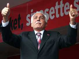 Kamalak: Türkiye'de her sorunu biz çözeriz