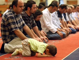 Son bir yılda kaç kişi Müslüman oldu?