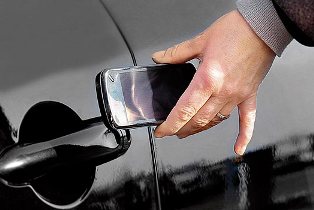 Otomobil anahtarı ile telefon görüşmesi yapabileceksiniz