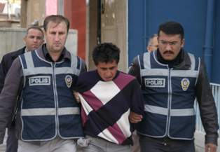 Nasıl öldürdüğünü hatırlamıyormuş!