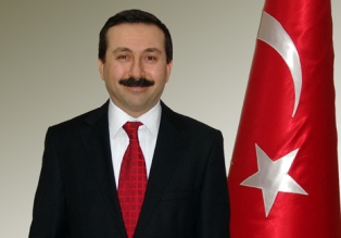 Rektör adayının hedefi ilk 500