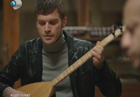 Kıvanç Tatlıtuğ türkü söyledi! VİDEO