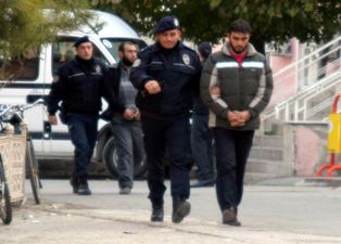El Kaide şüphelileri Adanaya sevk edildi