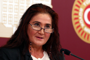 Sabahat Akkiraz ne demek istedi?
