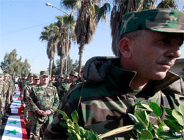 Suriye'de 10 asker öldürüldü