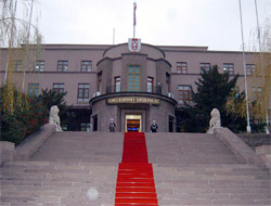 Tüm generaller toplandı!