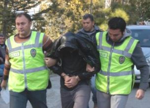 Çelik kasayı çalan firari 2 kişi tutuklandı