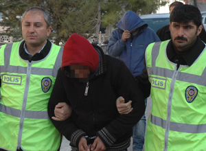 Hırsızlar yardım kutusunu çaldı