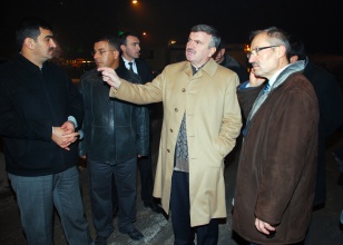 Akyürek çalışan ekipleri inceledi