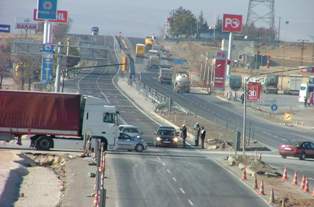 Davulcuların tehlikeli bahşiş yarışı