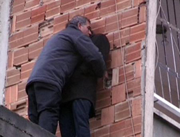 Babanın oğluna yaptığına bakın!