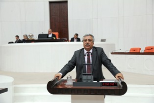 Yerlikaya, ''Büyükşehir'' yasasını değerlendirdi