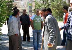 Adliye önünde kavga