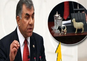 Kürsiye inek, koyun ve keçi ile çıktı