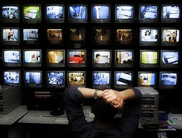 25 adrese reyting baskını