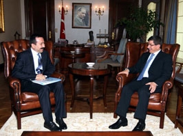 Rektör Gökbel'den Davutoğlu'na ziyaret