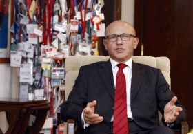 Talat: AB'yi zavallı olarak nitelendirdi