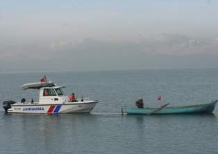 Kaçak avlanan 3 balıkçaya 5 bin lira ceza