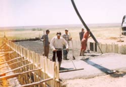 Çöken köprü yapılıyor