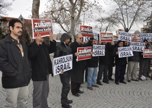 "Soykırımı Fransa ve İsrail yapıyor"