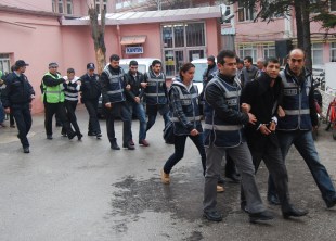 Fuhuş operasyonunda 9 zanlı tutuklandı