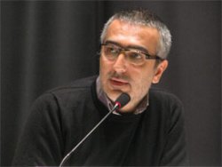Erkan Mumcu'dan muhafazakarlara ağır eleştiri