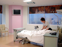 Ek ücret alan özel hastane yandı