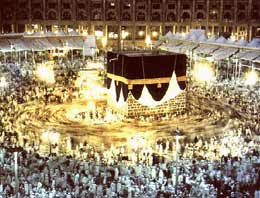 Kabe'de yıkımlar başladı