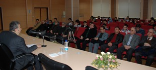 "Şahsiyet Onarıcısı Mehmet Akif" konferans