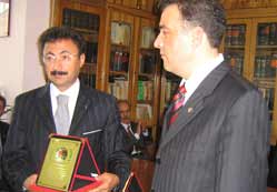 Baro’da devir teslim yapıldı