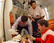 Akşehir'de bıçaklı kavga